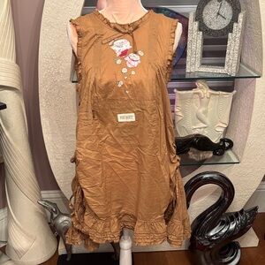 Sleeveless Mini Dress in Rust Brown with Floral Patch